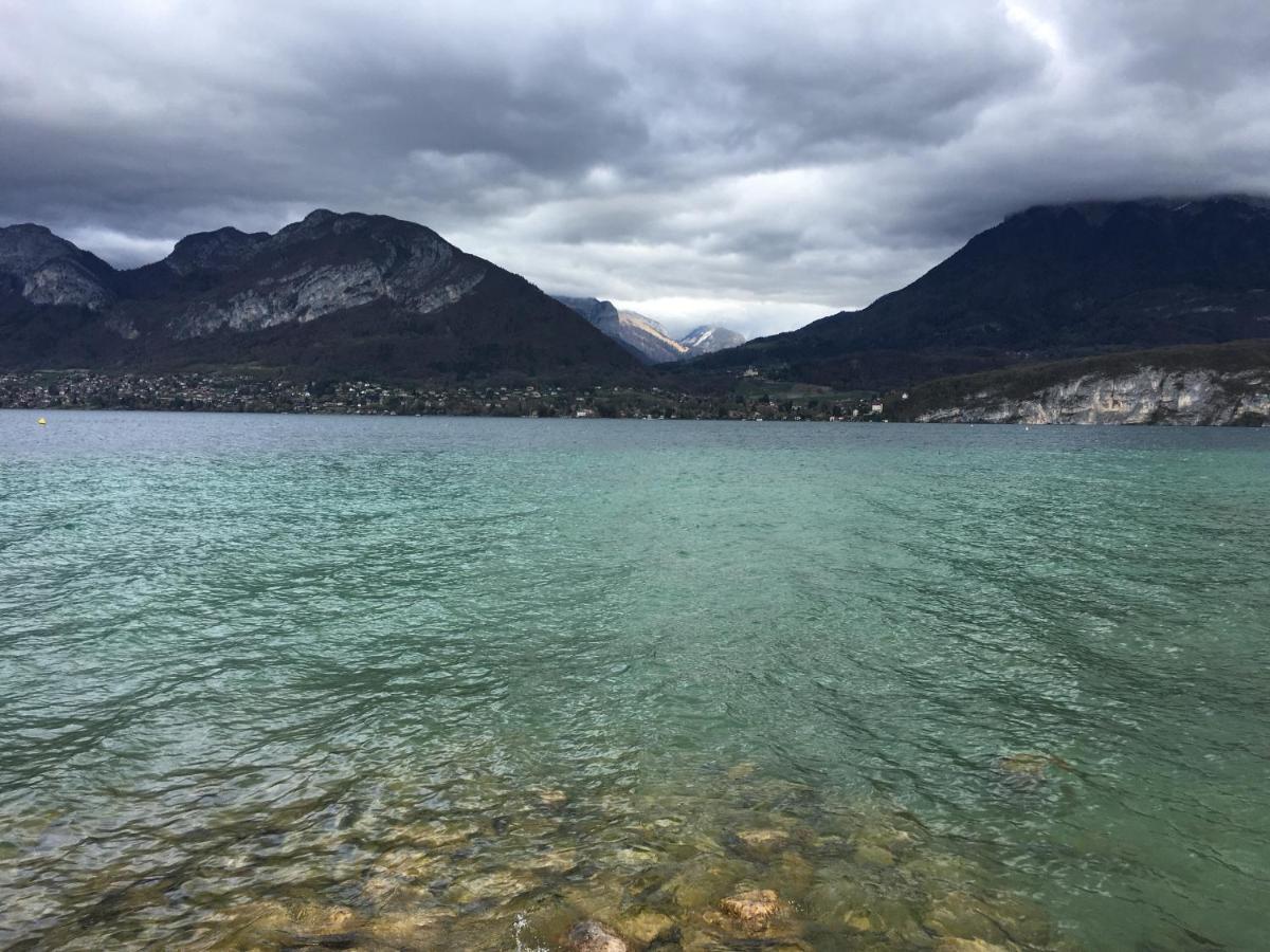 Chambre Atypique 2 Pers 200M Du Lac Сен-Жорьо Экстерьер фото